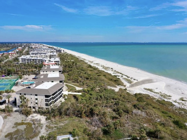 Three Bedroom Sanibel Vacation Rental - All About The Beach